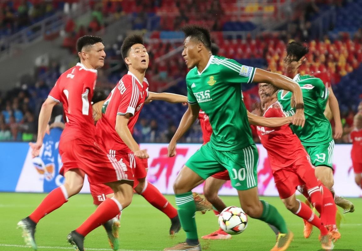 2020中超巅峰对决：国安上港激战回顾与影响解析